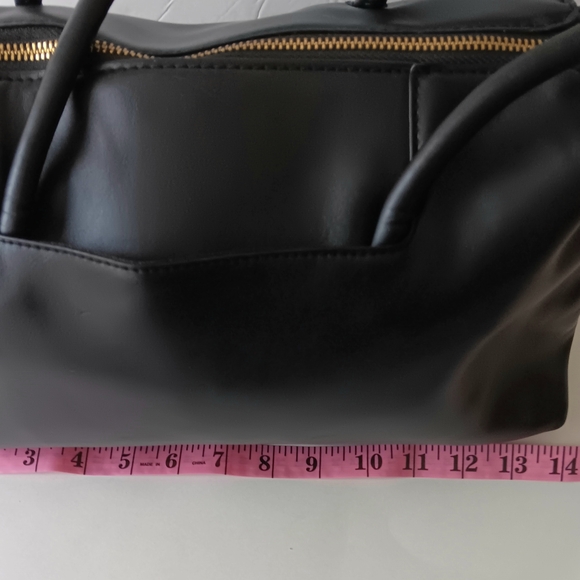 a new day Classic Black Shoulder Bag - Picture 10 of 13